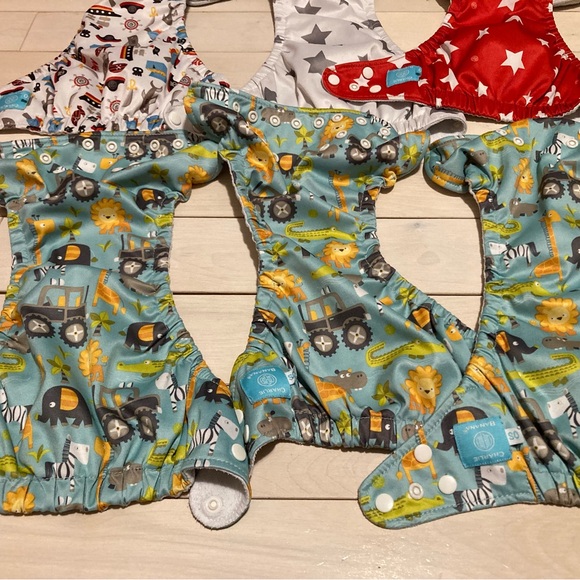Charlie Banana 6 Cloth Diapers 12 Inserts - Red White Stars, Safari Fun Prints - Picture 9 of 11